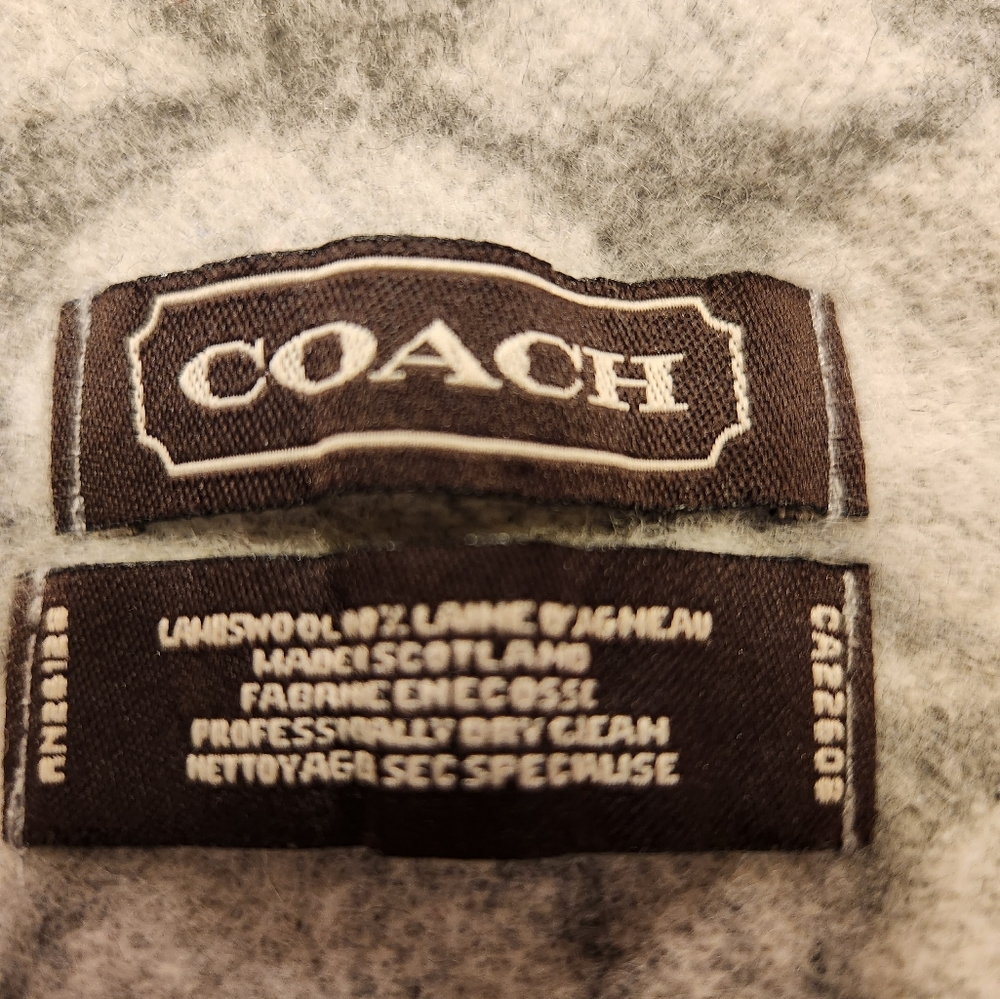 Coach lambswool 100%Laine D'Agneau scarf - Picture 2 of 3